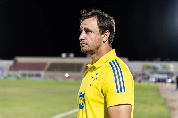 Felipe Conceição é demitido do Cruzeiro