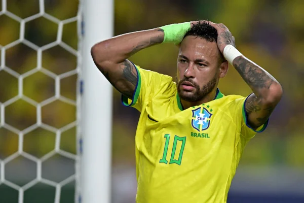Imagem colorida de Neymar pela Seleção Brasileira