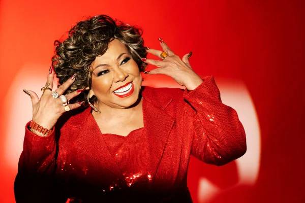 Além de shows de Alcione, e Jorge Aragão, SP tem festa literária em Osasco, mostras, feiras, patinação, esportes e espetáculo de bonecos - Metrópoles