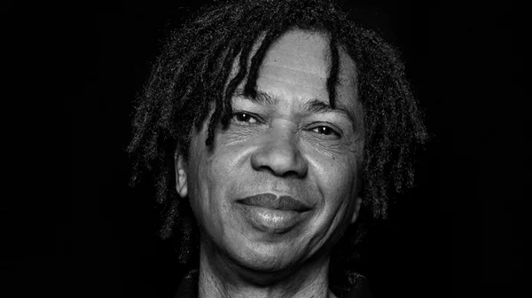 Djavan desembarca em Brasília com a turnê do show “Vidas pra Contar”