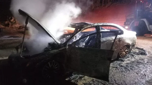 Carro incendiado, santa Catarina