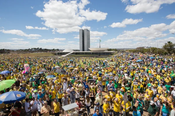Domingo (4/12) será marcado por manifestação na Esplanada dos Ministérios