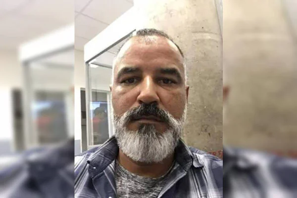 Imagem colorida do mecânico Walter Luiz Martins, sobrevivente de queda de avião da PF em Belo Horizonte (MG) - Metrópoles