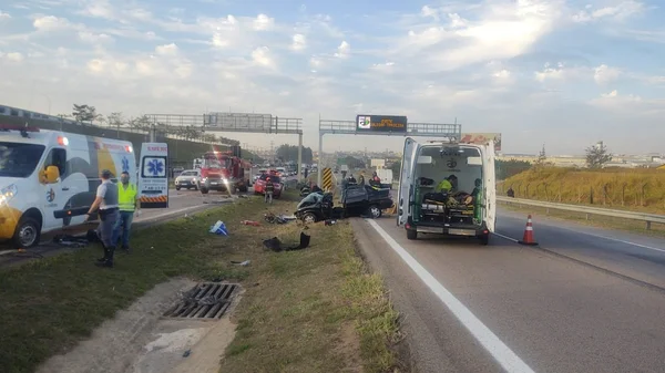 Acidente envolveu três carros e deixou um morto em Indaiatuba