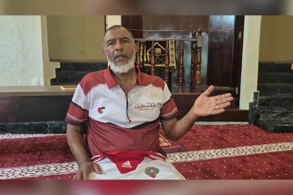 Sheik Mokhtar Elkhal, nascido no Marrocos, comanda a única mesquita de Minas