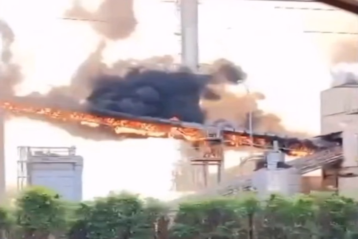 Corpo de Bombeiros controla incêndio em fábrica da Nestlé em SP