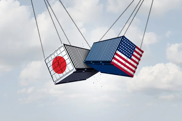 Imagem das bandeiras de Estados Unidos e Japão ilustrativa da guerra comercial - Metrópoles