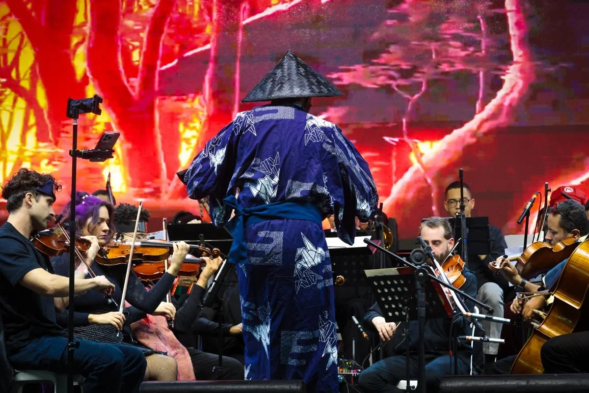 Orquestra Otaku é comandada pelo maestro Thiago Francis Orquestra Otaku é comandada pelo maestro Thiago Francis