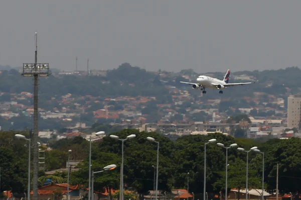 Anac reduz 40% da fiscalização do setor aéreo após cortes no Orçamento
