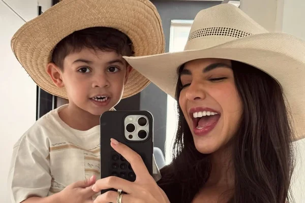 Gabriela Versiani faz declaração de amor a filho de Marília Mendonça