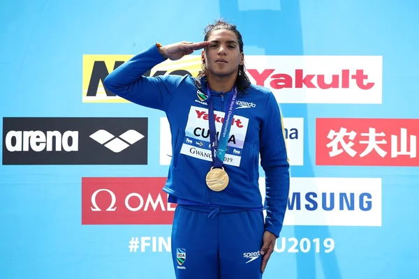 Ana Marcela conquista tetracampeonato mundial em maratona aquática