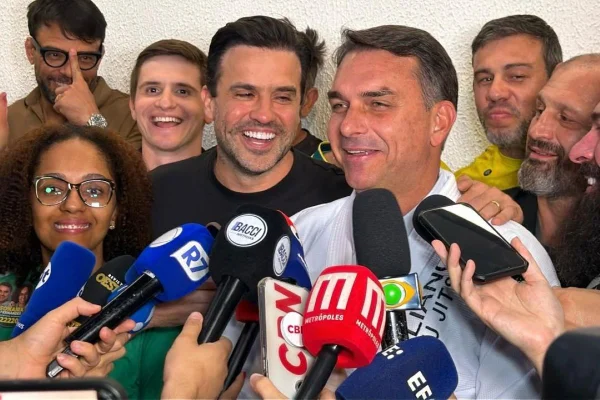 Flávio Bolsonaro e Pablo Marçal