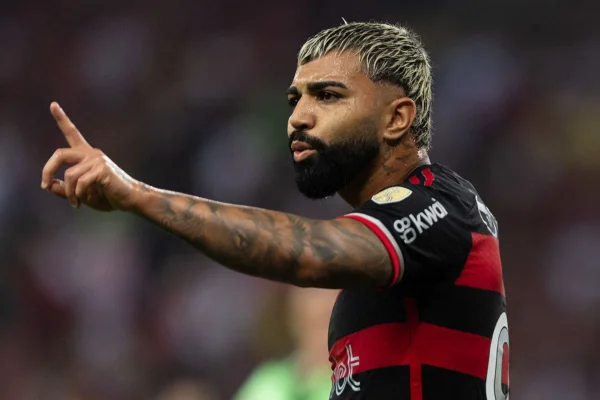 Imagem colorida de Gabigol