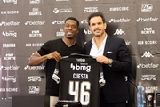 Carlos Cuesta é o novo zagueiro do Vasco