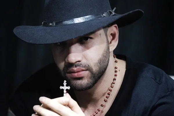 Leo Dias: Globo influenciou notificação do Conar a Gusttavo Lima