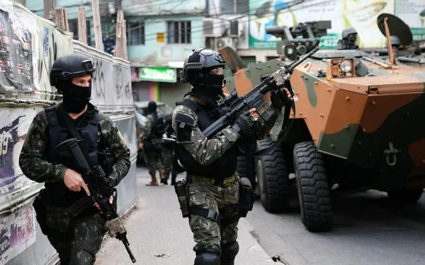 Justiça Militar mantém presos acusados de tentar matar militares no RJ