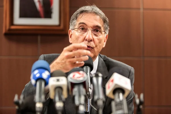 Assembleia Legislativa de Minas se prepara para processar governador