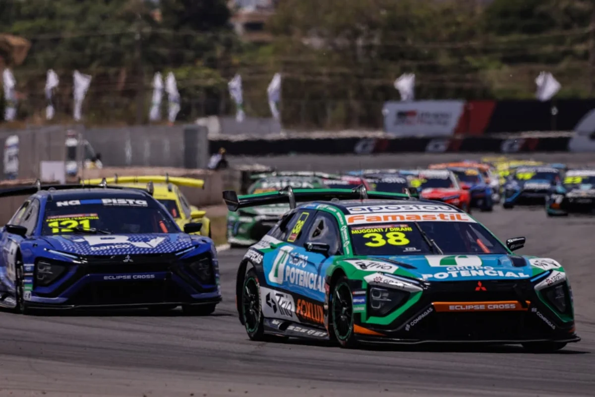 Stock Car: Sette Câmara e Di Grassi vencem prova inédita de Endurance - imagem 2 Stock Car: Sette Câmara e Di Grassi vencem prova inédita de Endurance - imagem 2