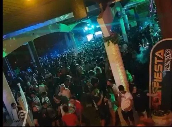 Vídeo: centenas de pessoas lotam festas, no DF, durante pandemia