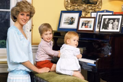 Harry tinha 12 anos quando perdeu a mãe, a princesa Diana 