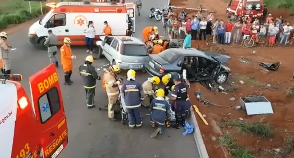 Acidente deixa três pessoas gravemente feridas na DF-128