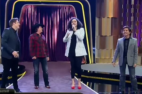 Mulher que cantou “Evidências” no metrô conhece Chitãozinho e Xororó