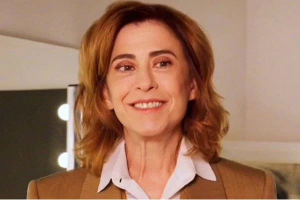 Fernanda Torres - Metrópoles