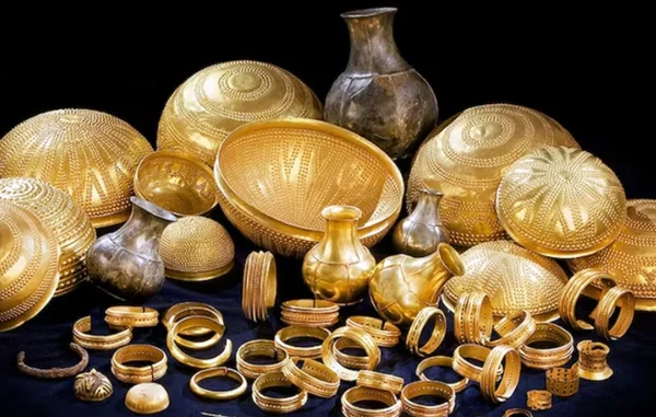 Tesouro de Vilhena, roubado em 4 minutos em museu da Espanha - Metrópoles