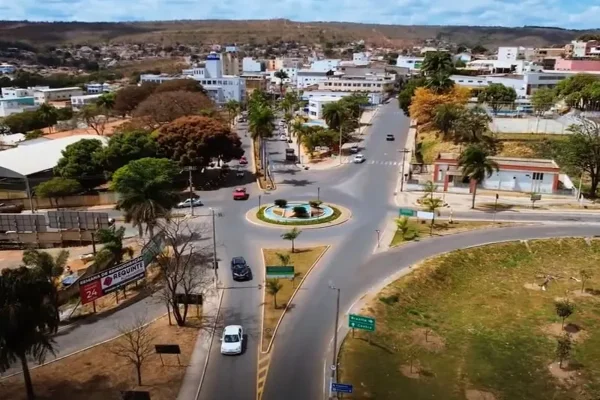 Cidade mineira abre processo seletivo com salário de até R$ 19,5 mil