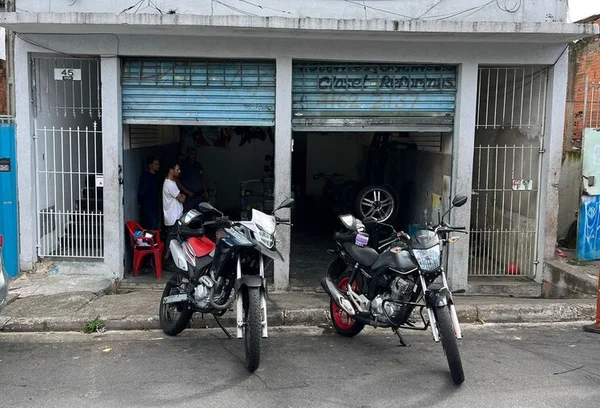 Soldado do Exército é preso por negociar peças de motos furtadas