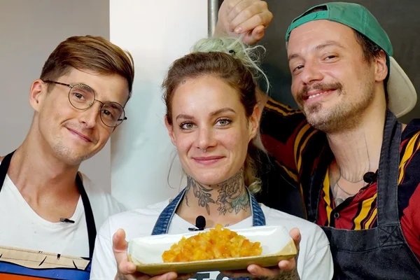 Merenda de Solteiro: Roberta e Will ensinam uma compota de maçã