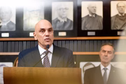 Alexandre de Moraes determinou prisão de Zambelli, que está na Itália