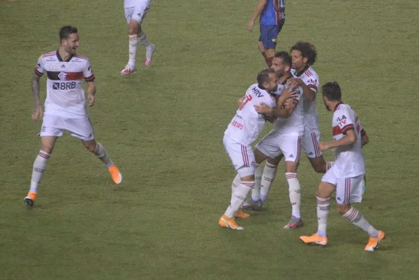 Flamengo vence o Bahia