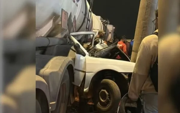 imagem colorida motorista prensado acidente goias