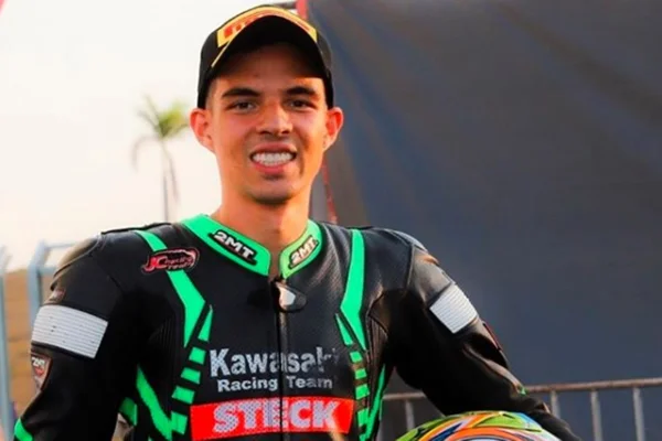 Imagem forte: piloto de moto morre após se chocar contra muro em Interlagos