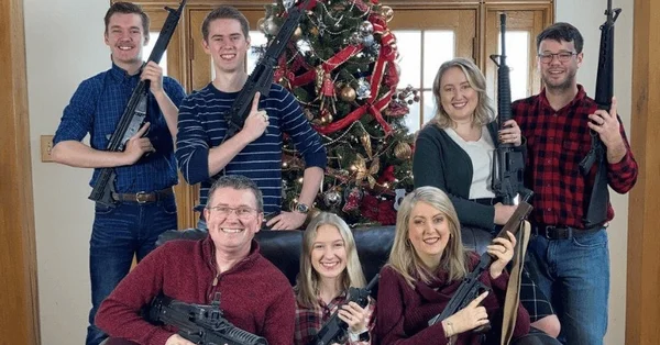 Congressista Thomas Massie e sua família
