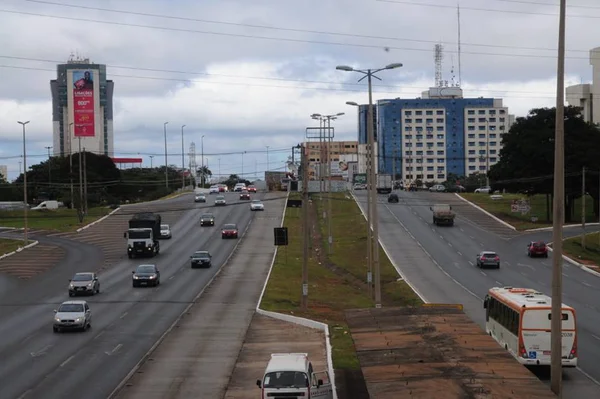 Governo do DF retoma obras de alargamento do viaduto da EPTG