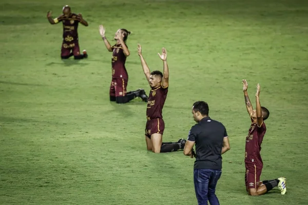 Sport vence o Corinthians