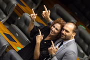 Carla Zambelli e o deputado federal licenciado Eduardo Bolsonaro, que também está fora do país