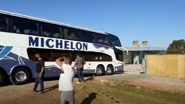 Chegada do Flamengo ao CT do Brasiliense
