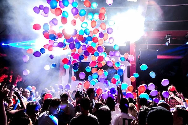 Festa Bondinho comemora 4 anos com balada para 1,5 mil pessoas
