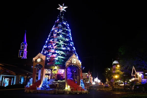 Natal Luz de Gramado promove a maior festa natalina da América do Sul
