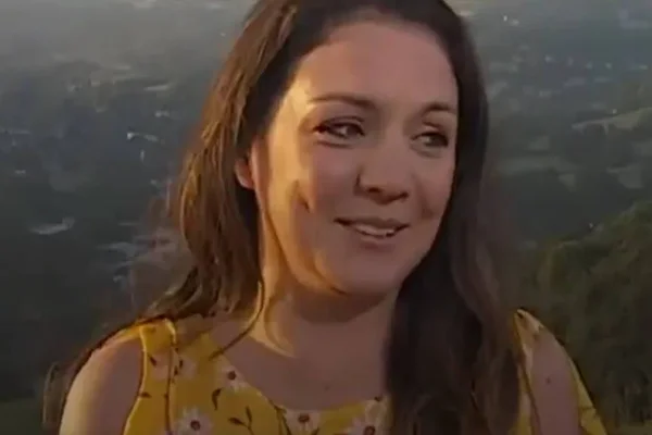 Laura Tobin