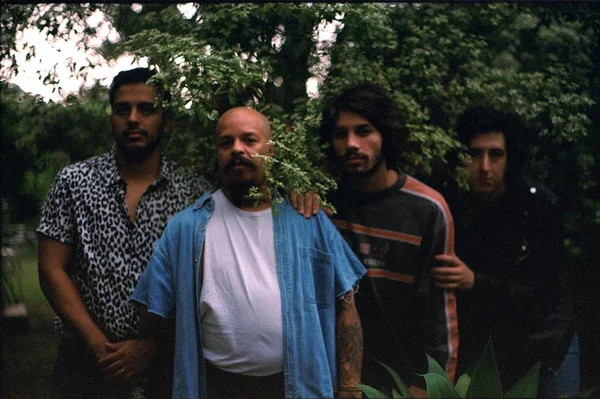 Banda Amen Jr toca música cristã fora dos padrões