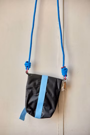 Bolsa da marca Tutu Basic, no evento It's Time Brechó