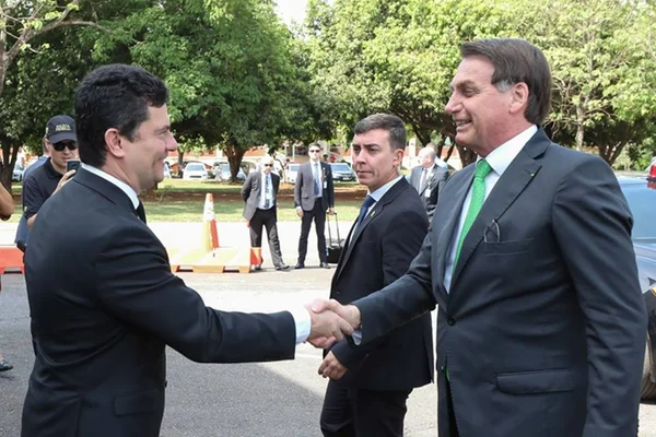 Bolsonaro atribui sua eleição ao trabalho de Sergio Moro