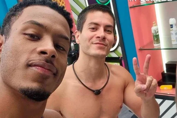Paulo André e Arthur Aguiar