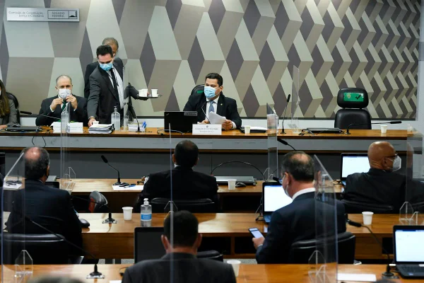 Aprovado como PGR na CCJ do Senado, Aras criticou Lava Jato durante sabatina