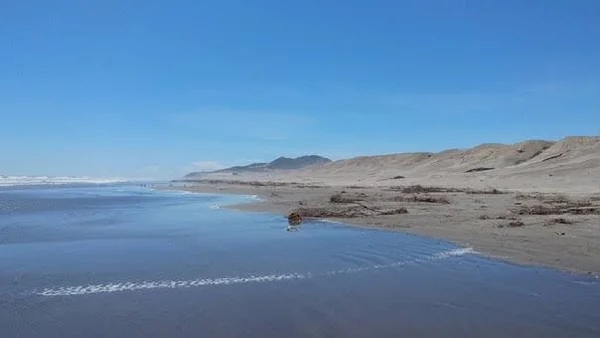 Duas mulheres morrem no Peru após ondas causadas por erupção em Tonga