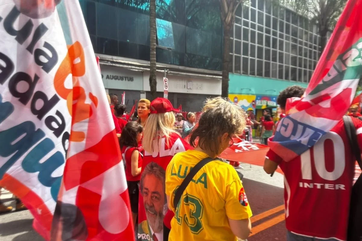 Ato de Lula na Rua Augusta Ato de Lula na Rua Augusta